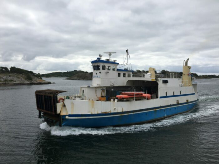 ferries gothenburg southern archipelago 700x525 - Southern Archipelago Day Trip from Gothenburg