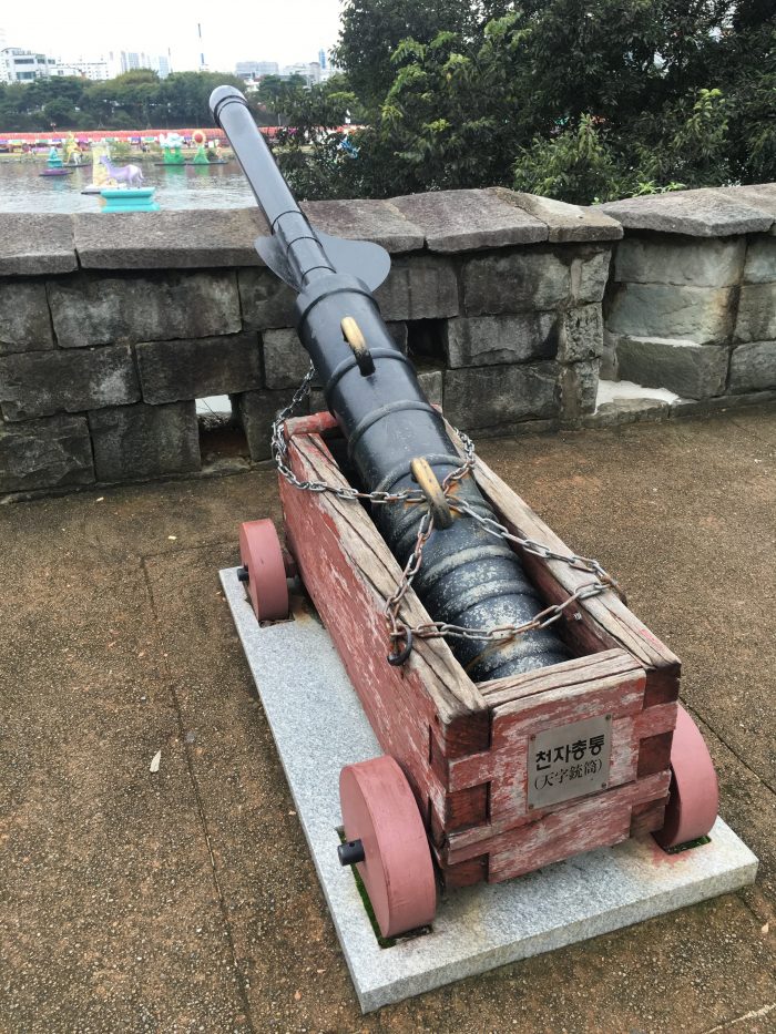 jinjuseong cannon 700x933 - A visit to Jinjuseong Fortress in Jinju, South Korea