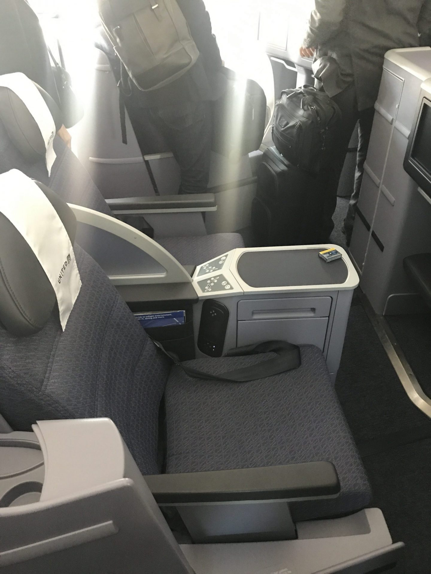united polaris business class cabin boeing 787 9 san francisco sfo to denver den scaled - United Polaris Business Class Boeing 787-9 San Francisco SFO to Denver DEN review