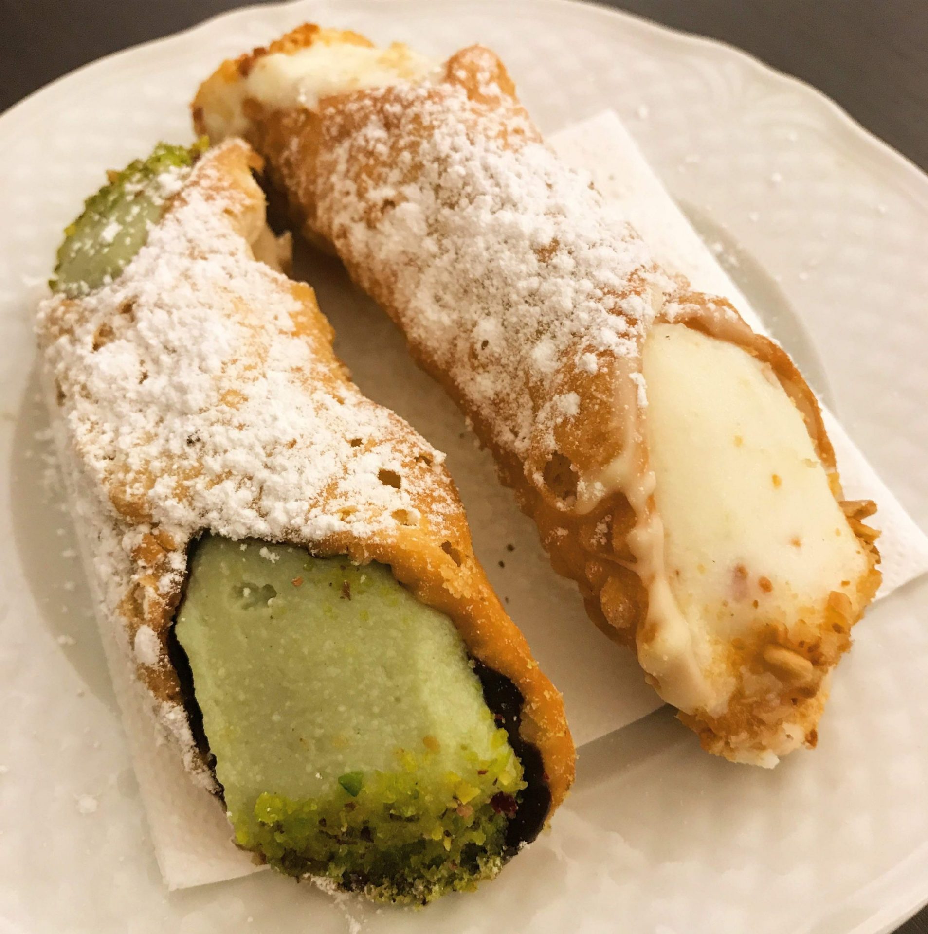 5 Best Places for Cannoli in Catania, Sicily