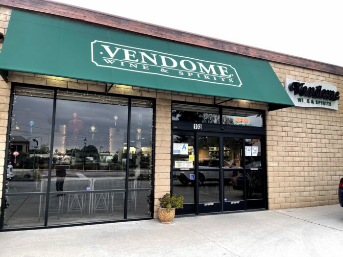 vendome arcadia 700x525 - Three great places for craft beer in Arcadia, California