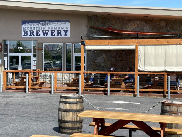 mountain rambler brewery 700x525 - 3 great places for craft beer in Bishop, California