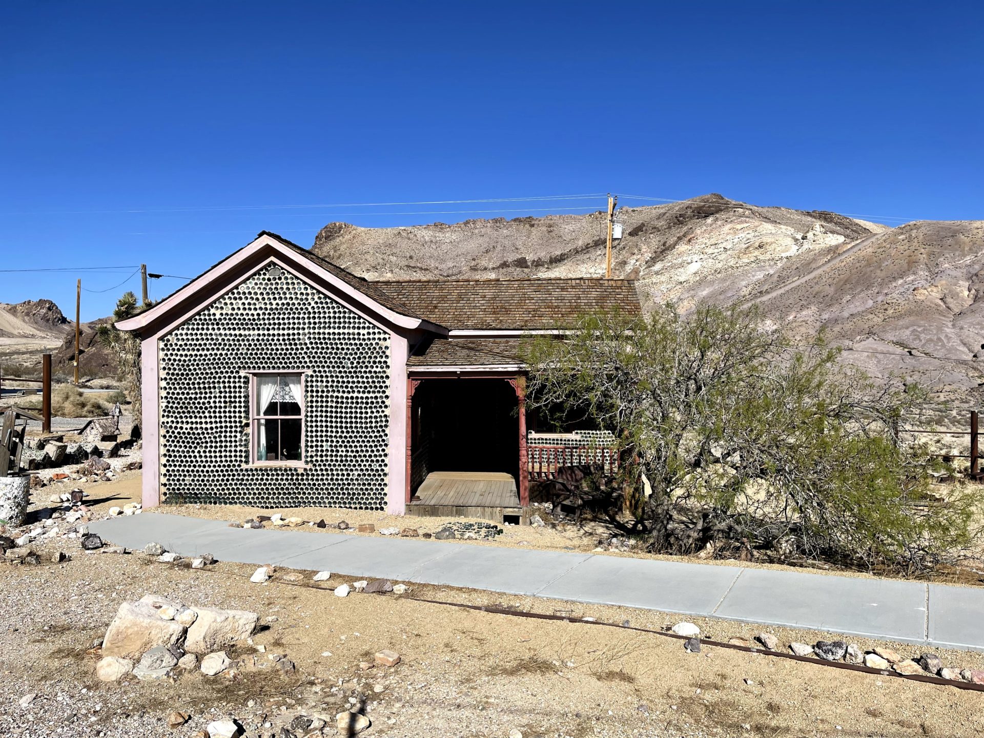 tom kelly bottle house - Rhyolite, Nevada - From Gold Rush Boomtown to Ghost Town