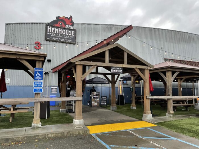 henhouse brewing company santa rosa 700x525 - 15 Great Places for Craft Beer in Santa Rosa, California