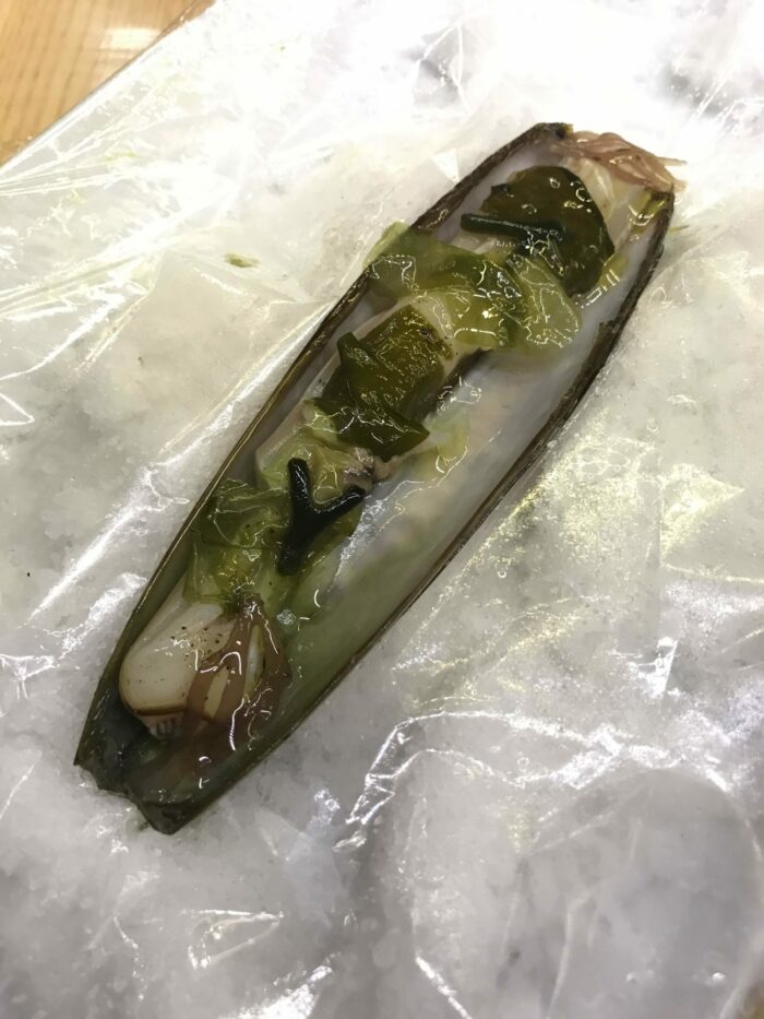 disfrutar razor clam 700x933 - Disfrutar in Barcelona, Spain: One of the Most Amazing Dining Experiences of My Life