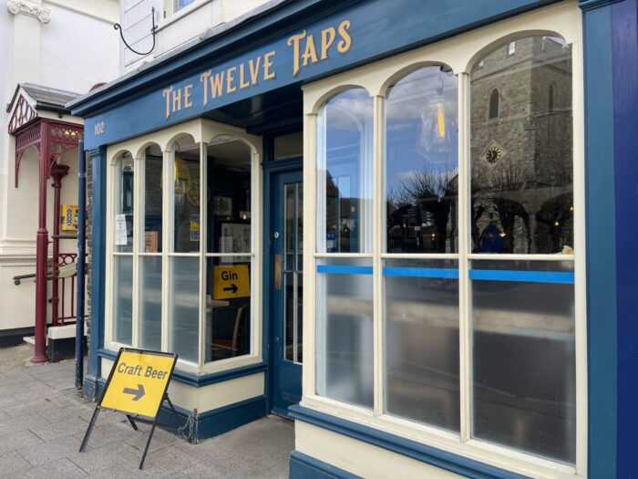 the twelve taps whitstable 700x525 - 3 Great Places for Craft Beer in Whitstable, England