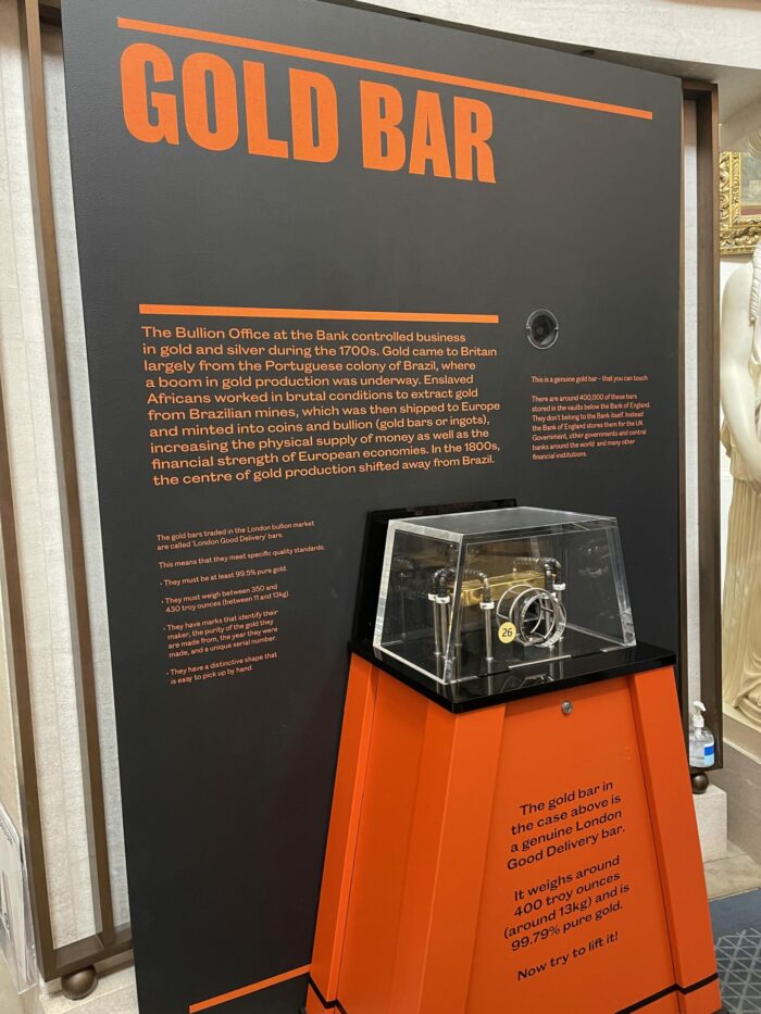 bank of england gold bar 700x933 - Bank of England Museum