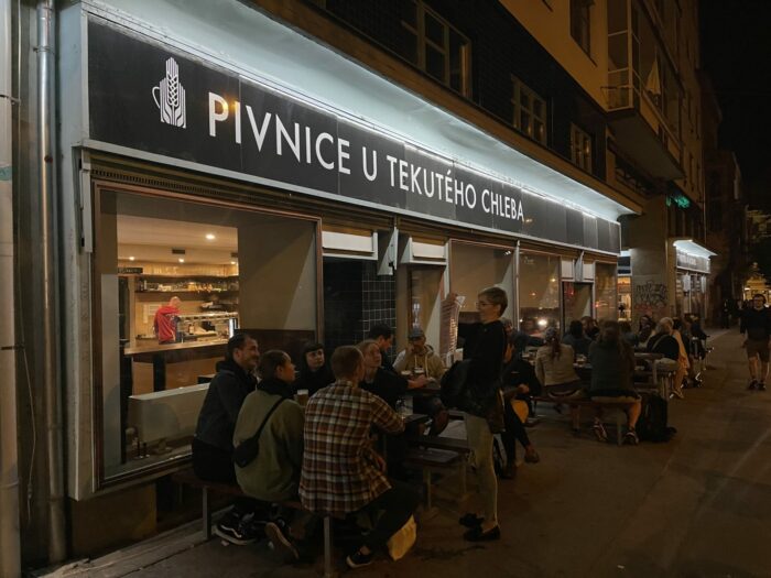 pivnice u tekuteho chleba craft beer brno 700x525 - 17 Great Places for Craft Beer in Brno, Czech Republic