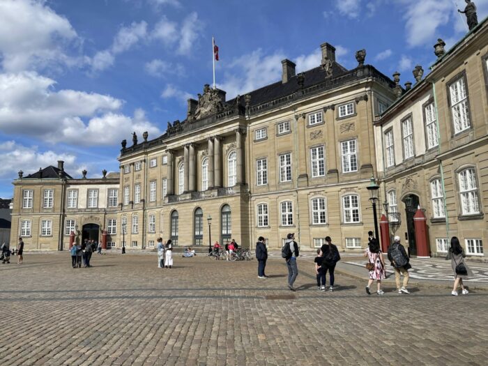 amalienborg palace museums in copenhagen 700x525 - 35 Best Museums in Copenhagen, Denmark