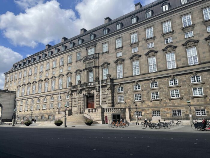 christiansborg palace copenhagen things to do 700x525