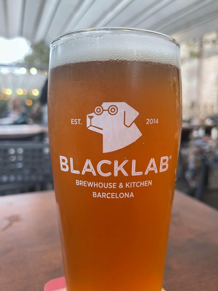 blacklab brewhouse barcelona 700x933