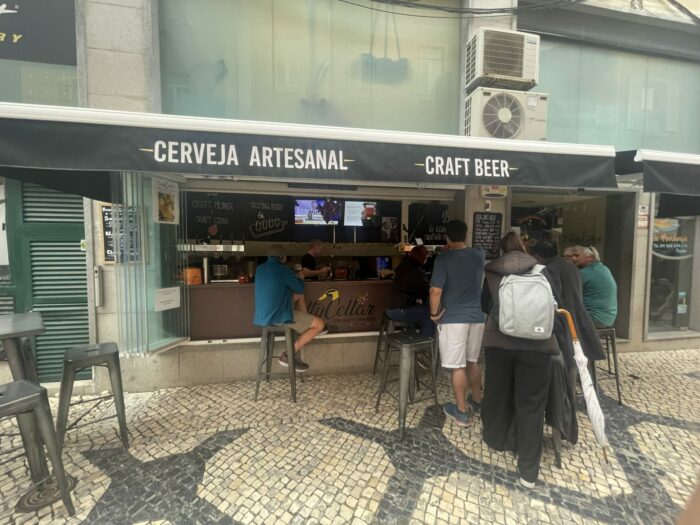 the crafty cellar cascais beer bar 700x525 - 5 Great Places For Craft Beer in Cascais, Portugal