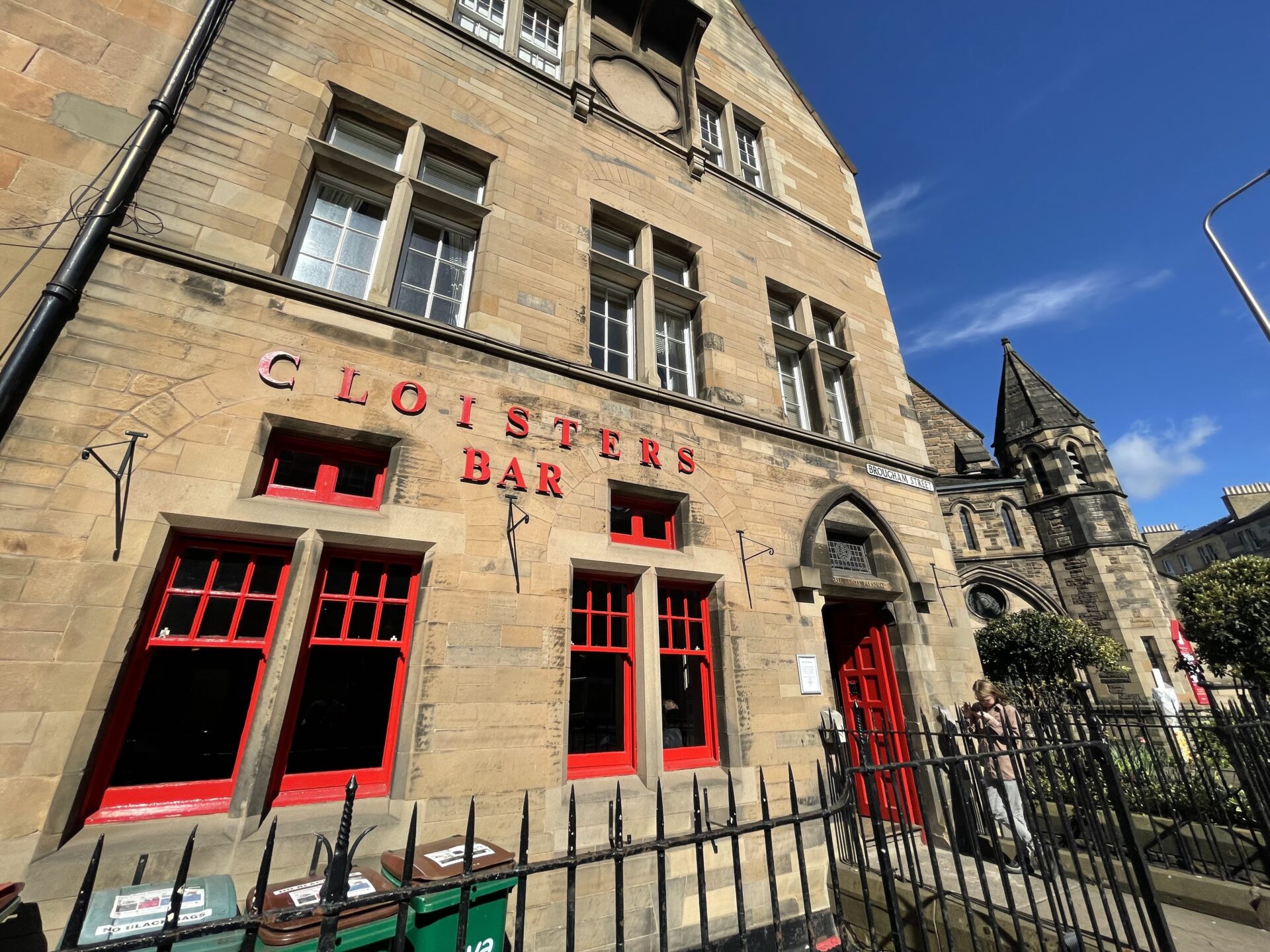 18 Great Places for Craft Beer in Edinburgh, Scotland