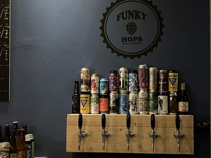 funky hops craft beer bar naxos 700x525