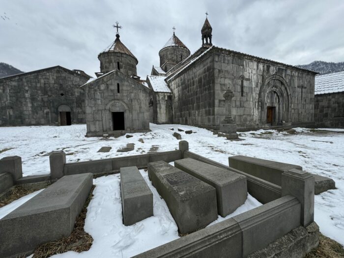haghpat monastery day trip to armenia 700x525