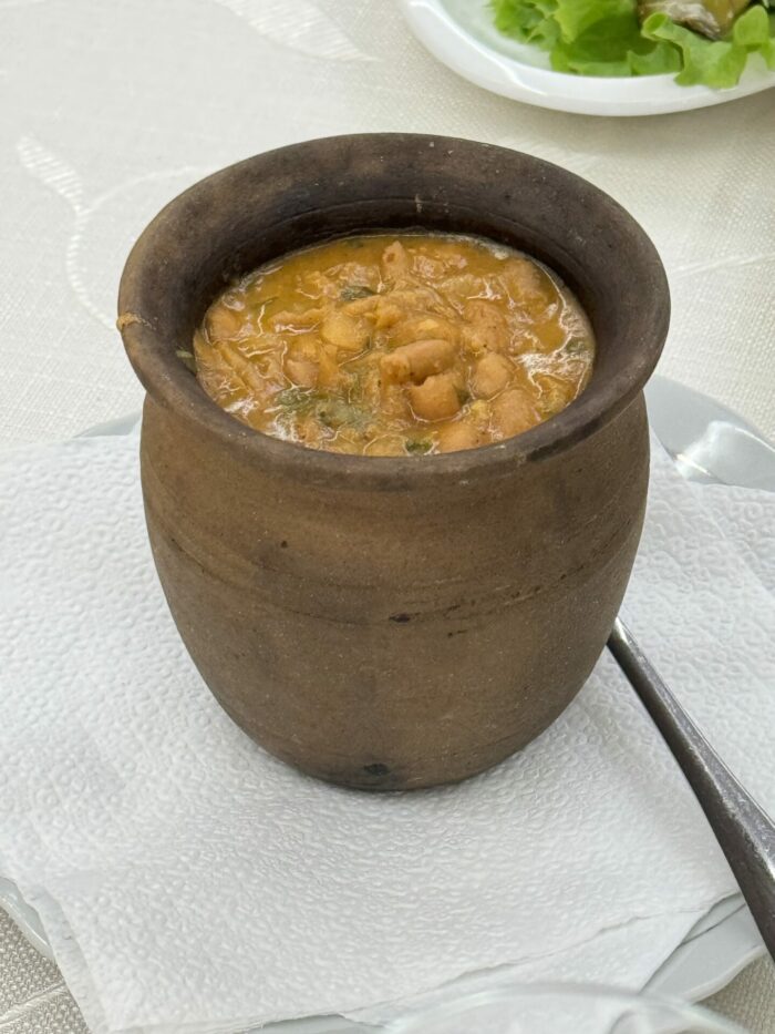 42 Must-Eat Georgian Dishes lobio 700x933