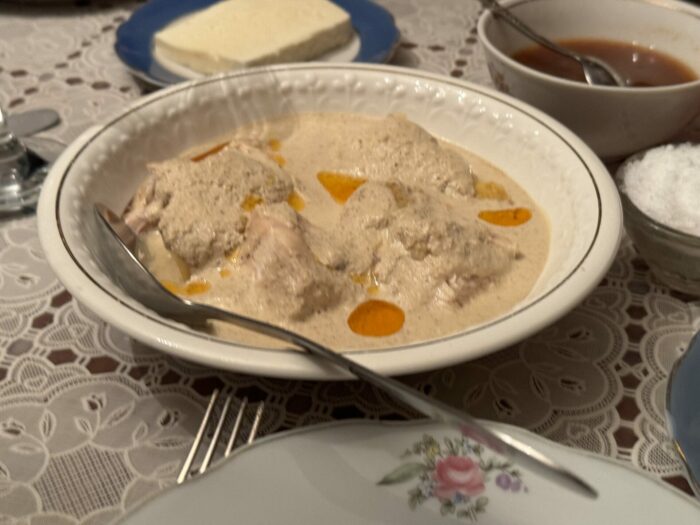 42 Must-Eat Georgian Dishes satsivi 700x525