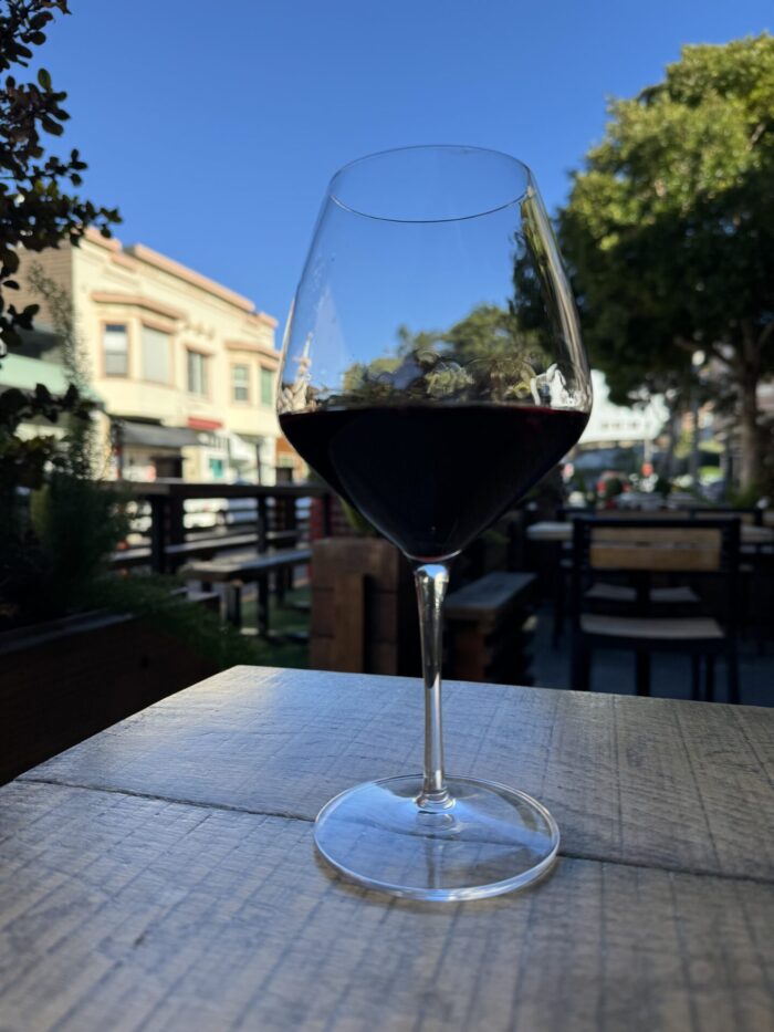 sandrino pizza vino sausalito patio dining 700x933