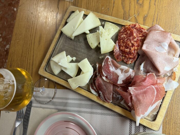 proloco centocelle meat cheese platter beer rome 700x525