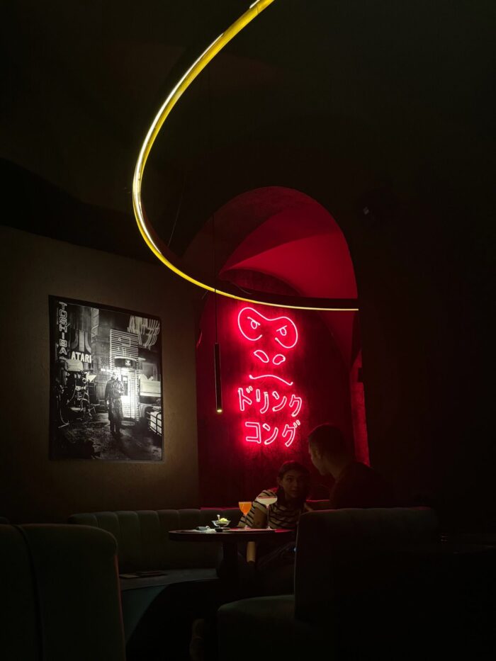 drink kong rome cocktail bar 700x933