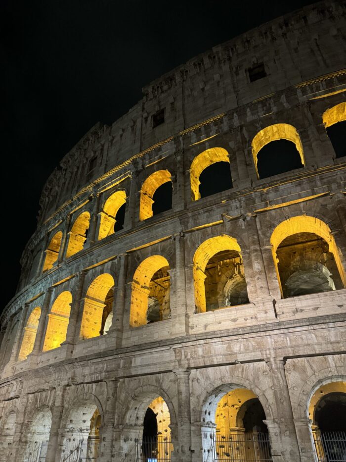 rome golf cart tour nighttime colosseum 700x933