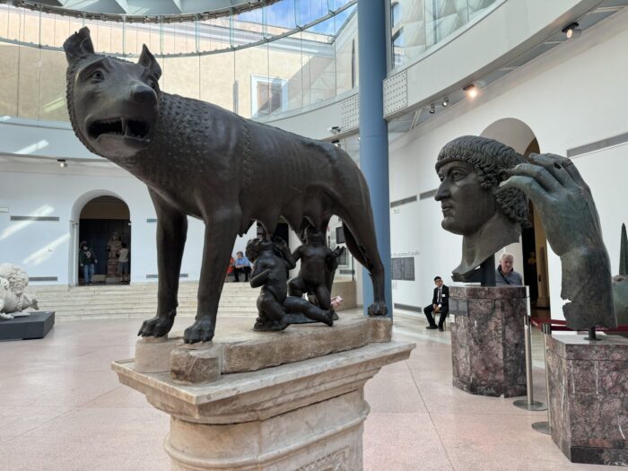 capitoline museums statues things to do rome 700x525
