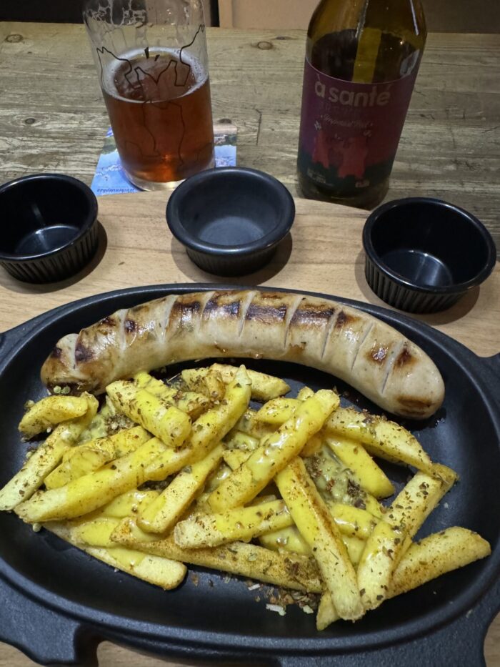 biergarten istanbul beer bar german restaurant bratwurst 700x933