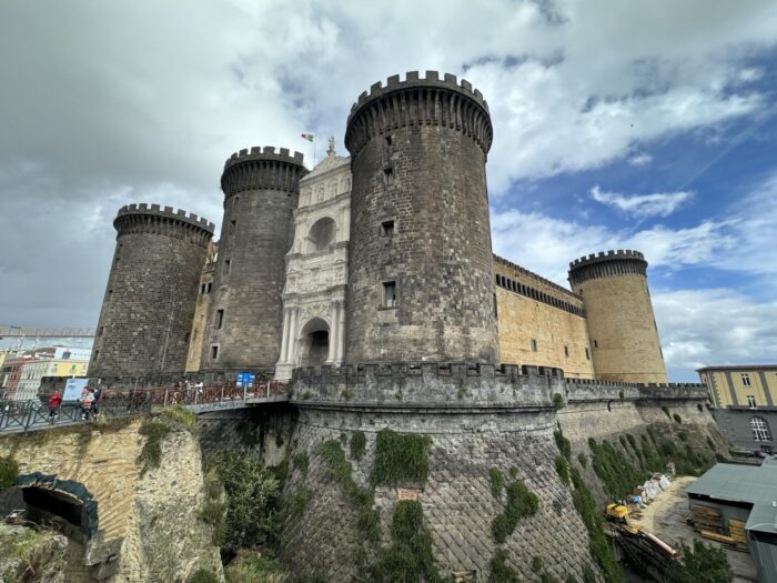 27 Fun Things To Do in Naples, Italy