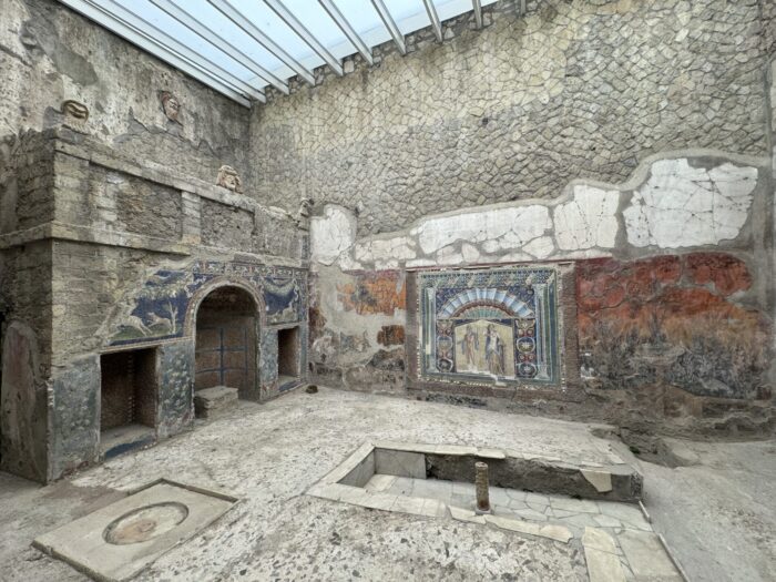 herculaneum tours from naples things to do 700x525