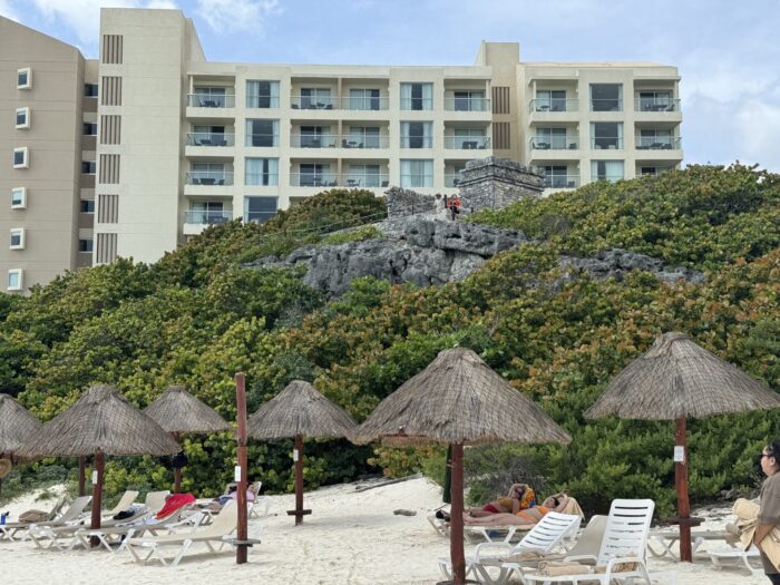 yamil luum ruins cancun westin 700x525