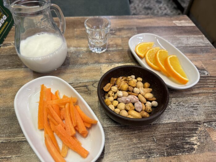 keyfeder kunefe katme istanbul kunefe sides fruit nuts milk 700x525