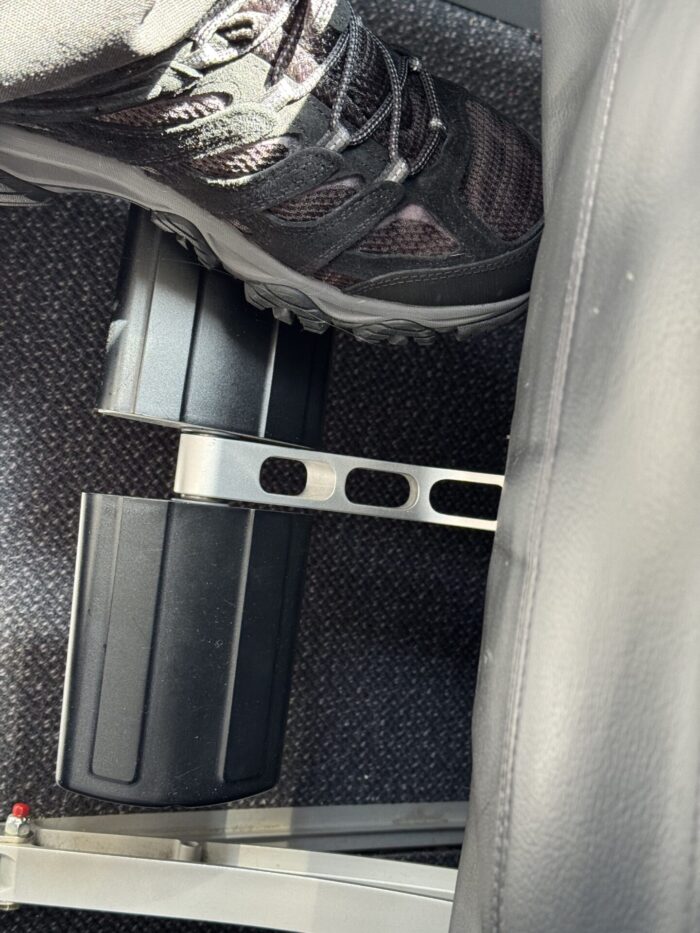 air canada business class boeing 737 max 8 foot rest 700x933