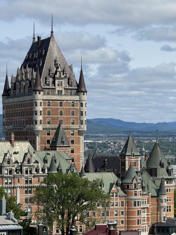 fairmont quebec city le chateau frontenac 700x933