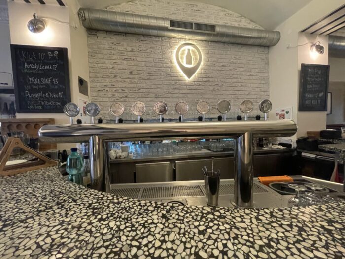 the beer spot prague craft beer bar 700x525
