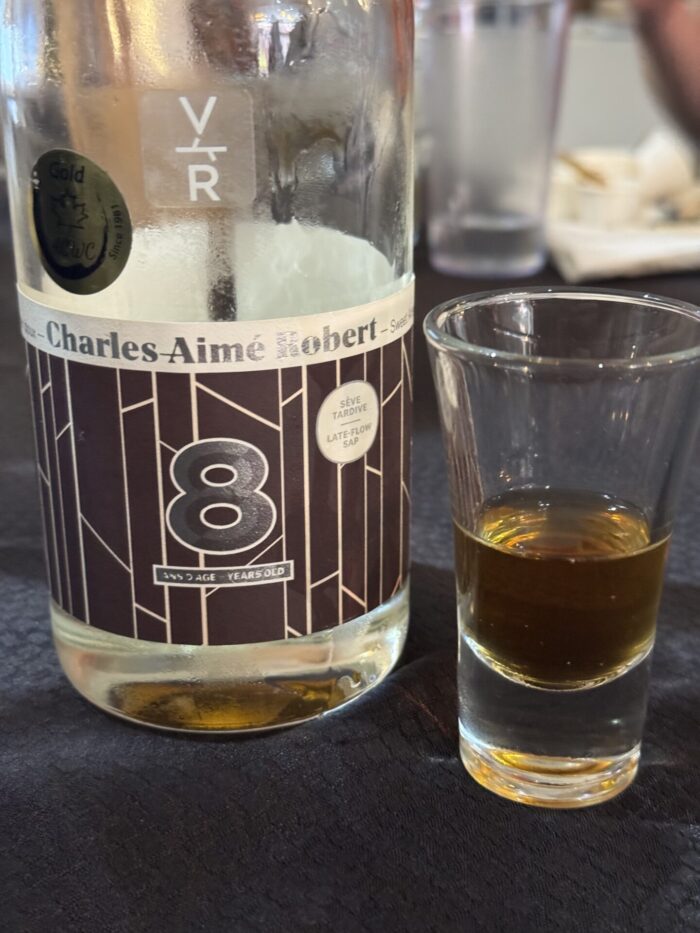 maple liqueur tasting montreal 700x933