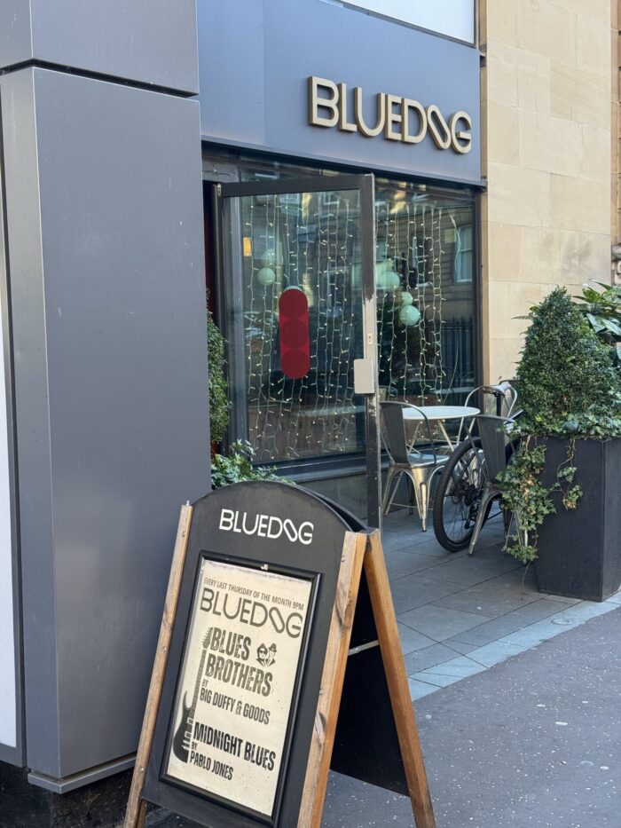 bluedog glasgow cocktail bar 700x933
