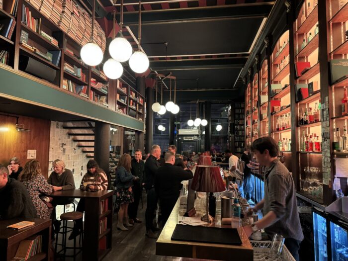 the last bookstore glasgow cocktail bar 700x525