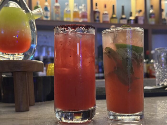 What The Food And Drink Is Like At A Luxury All-Inclusive Resort In Cancun, Mexico marriott cancun all inclusive bars cocktails review 700x525