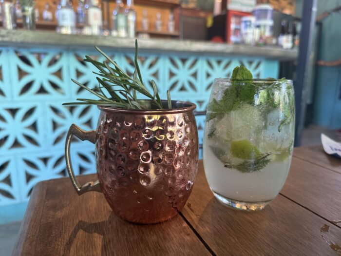 5 Fun Cocktail Bars In Puerto Escondido, Mexico mezcaleria zicatela mezcal cocktails 700x525