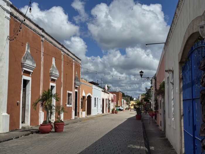 calzada de los frailes valladolid mexico 700x525