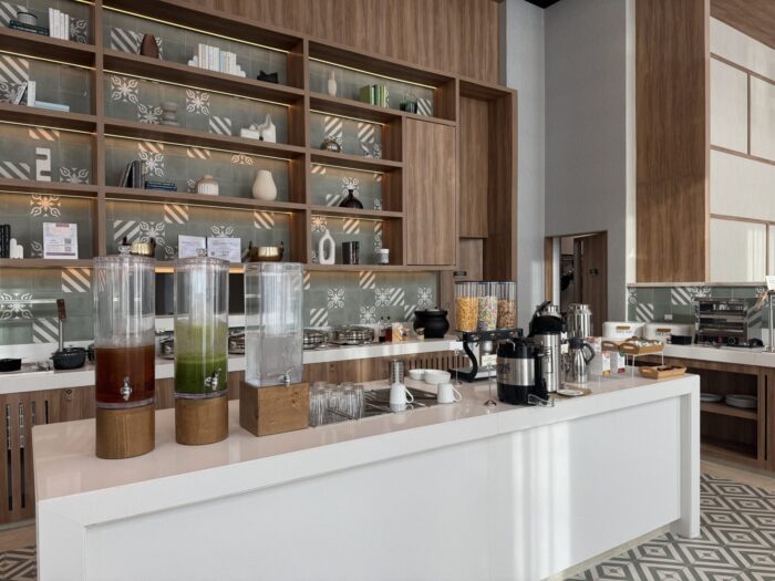 Hyatt Place Cancun Airport Review hyatt place cancun airport breakfast buffet 700x525