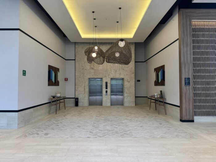 Hyatt Place Cancun Airport Review hyatt place cancun airport entrance 700x525