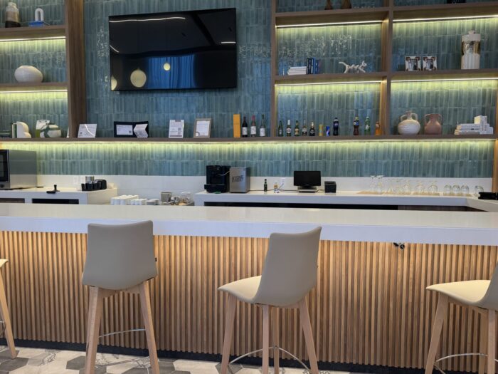 Hyatt Place Cancun Airport Review hyatt place cancun airport the placery bar 700x525