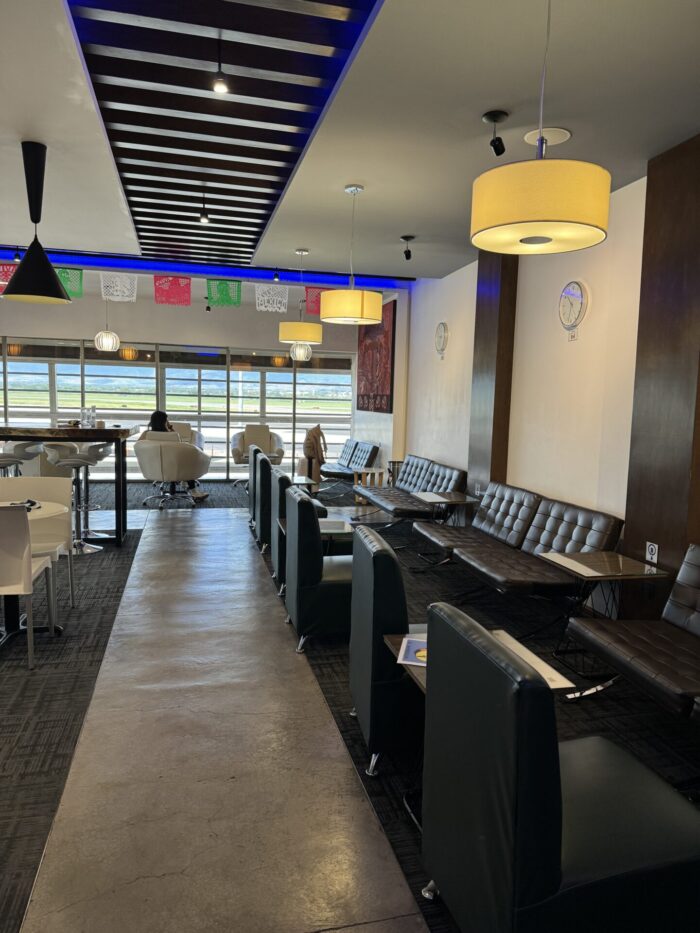 Oaxaca Airport Lounge Review oaxaca airport lounge seating 700x933