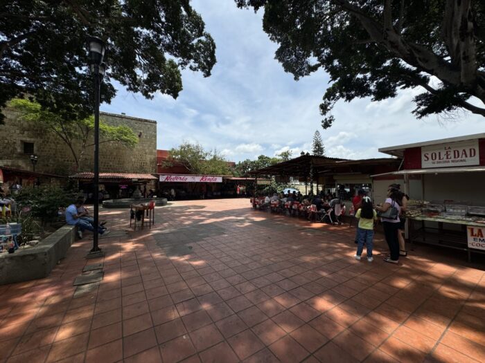 plaza de las nieves oaxaca 700x525