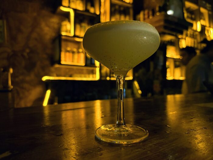 la cueva oaxaca cocktail bar 700x525