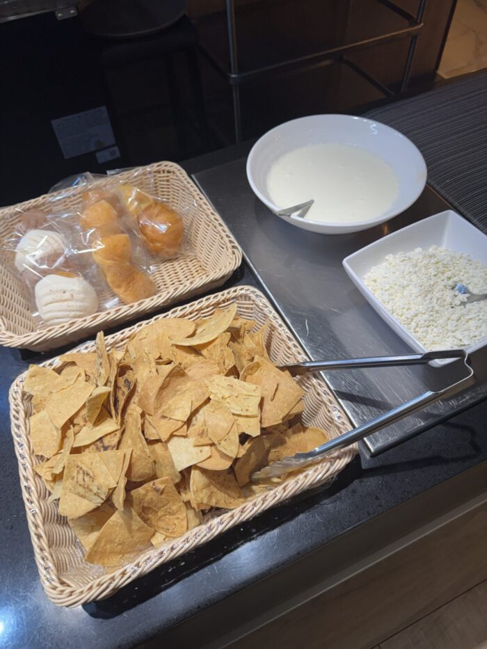 vip lounge los cabos sjd terminal 1 pastries tortilla chips 700x933